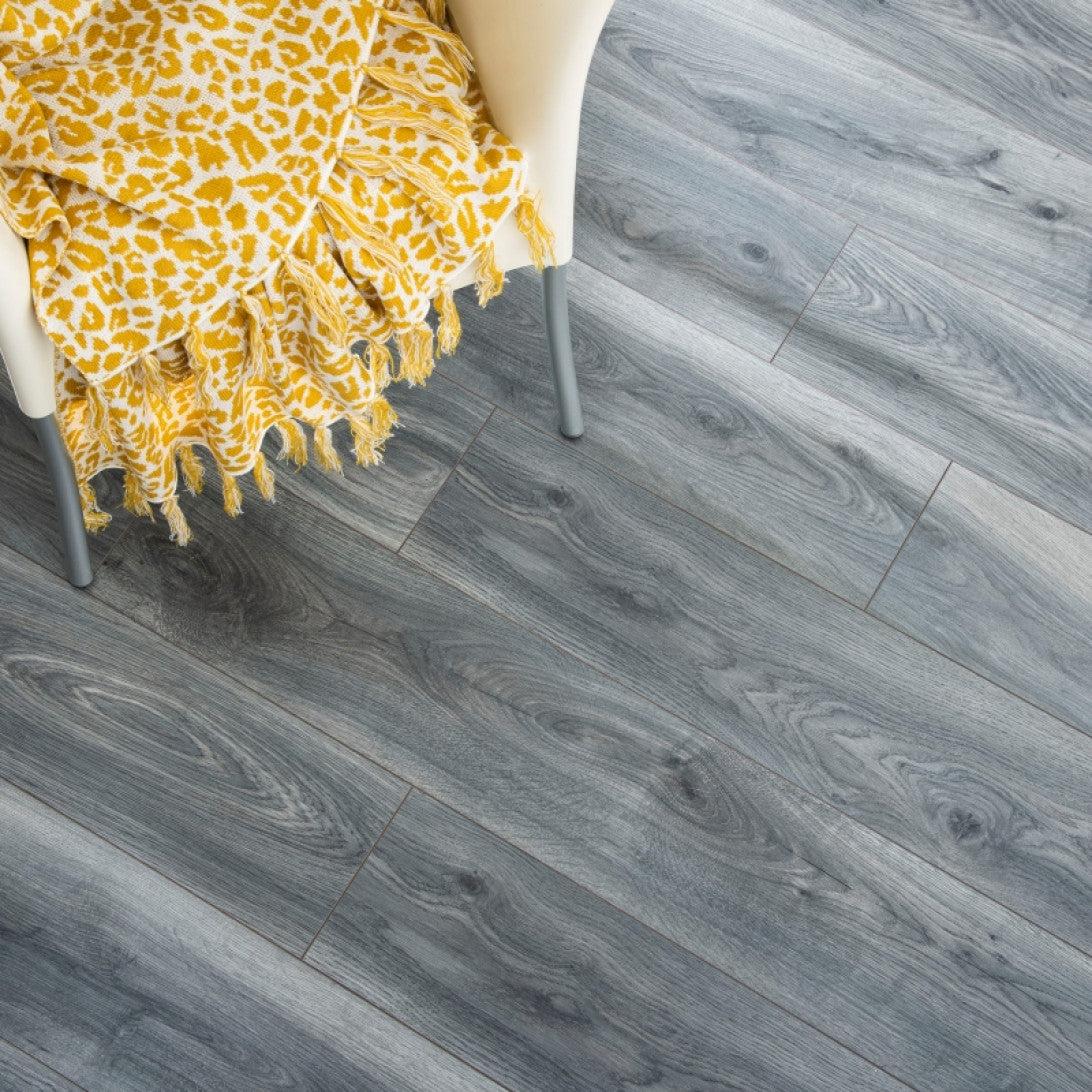 Tomahawk Oak - Krono €17.95 sq yd 1.77yd per pack. Price per pack below