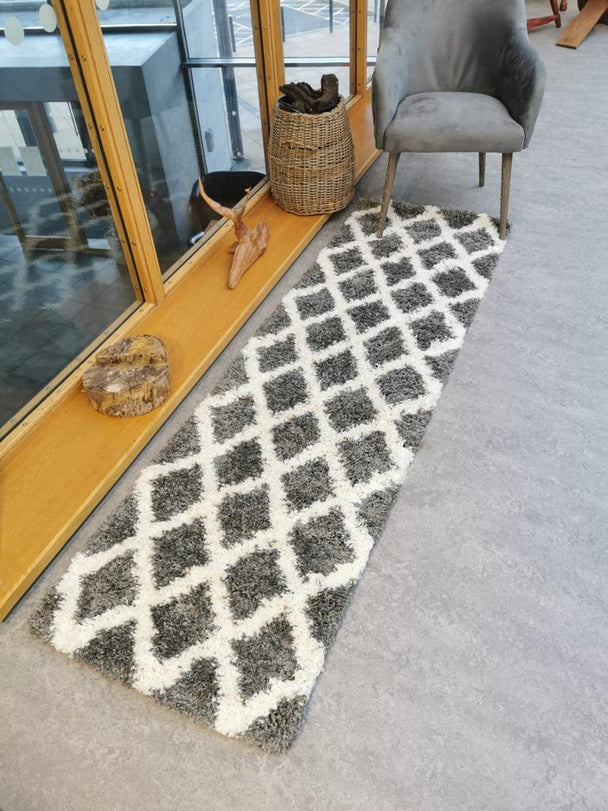 Oslo- Grey Trellis