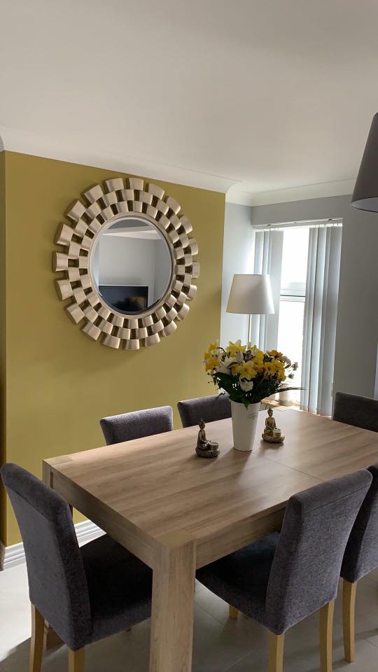 Mimosa & Lunar Grey - Fleetwood Pantone