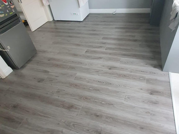 New York Oak Kronopol King Floor Range €21 sq yd. 1.55sq yd in a pack. Price per pack below